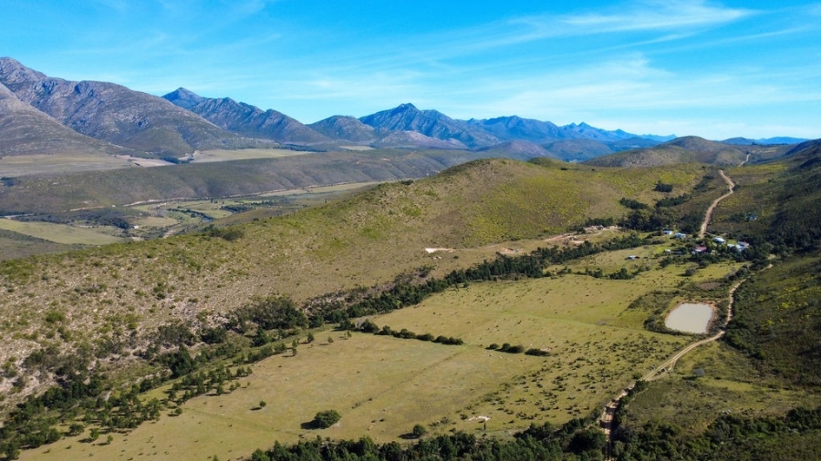 4 Bedroom Property for Sale in Joubertina Eastern Cape